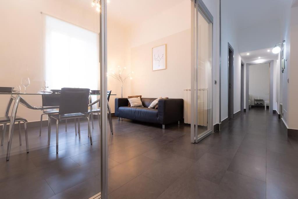 Mc Apartment San Giovanni ローマ エクステリア 写真